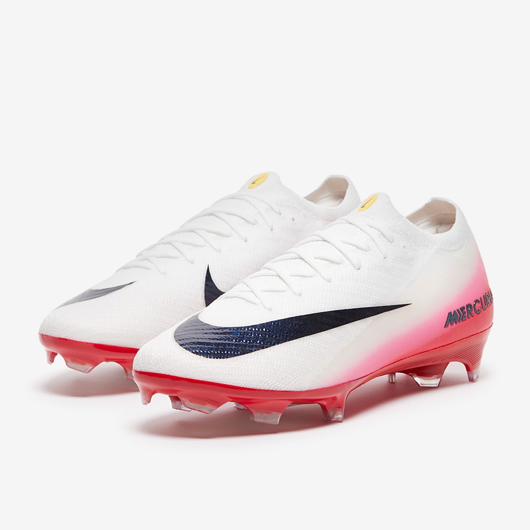 nike classic soccer cleats