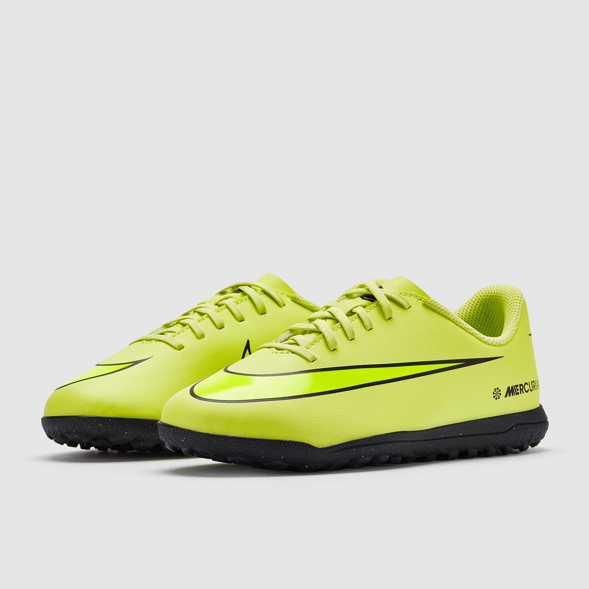 nike mercurial fluorescente