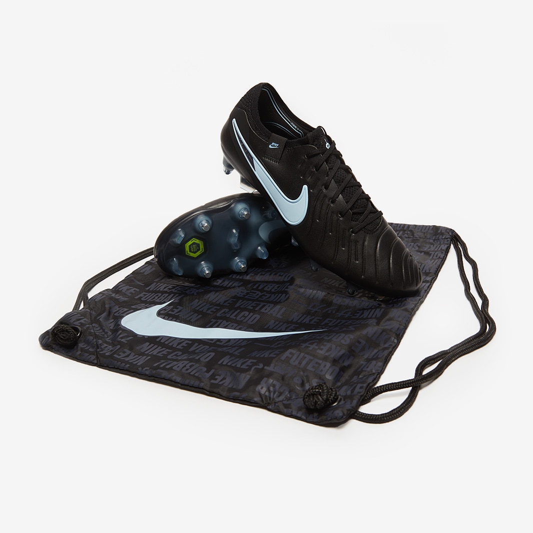nike tiempo carbon