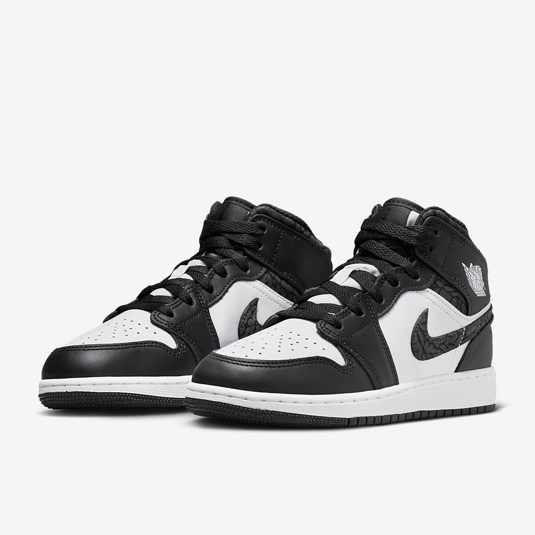 jordan tennis shoes for youth