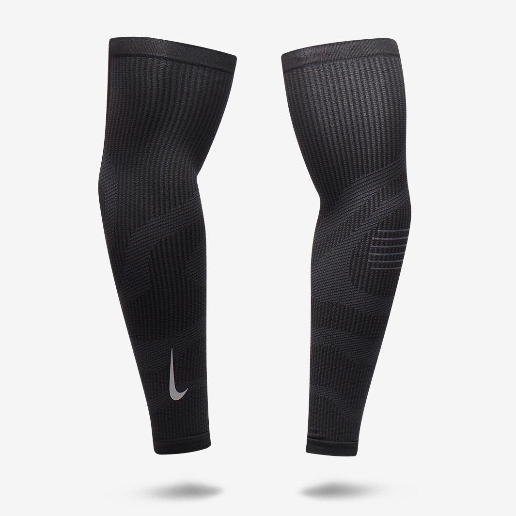 nike breaking2 running sleeves
