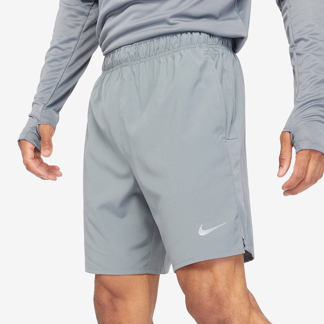 nike running challenger 7 inch