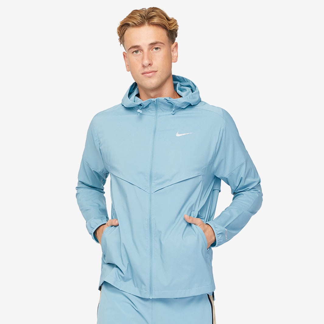 nike windrunner running