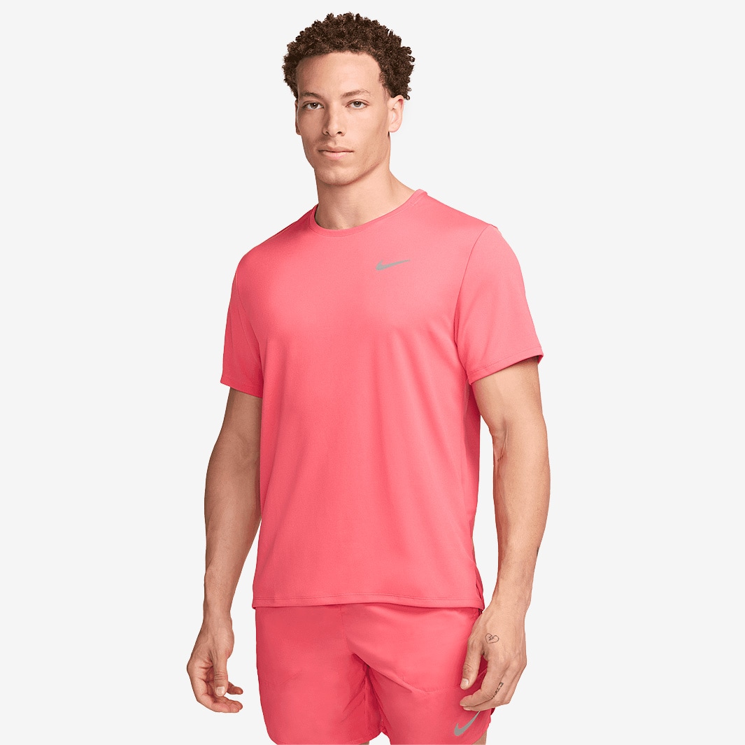 nike mens pink top