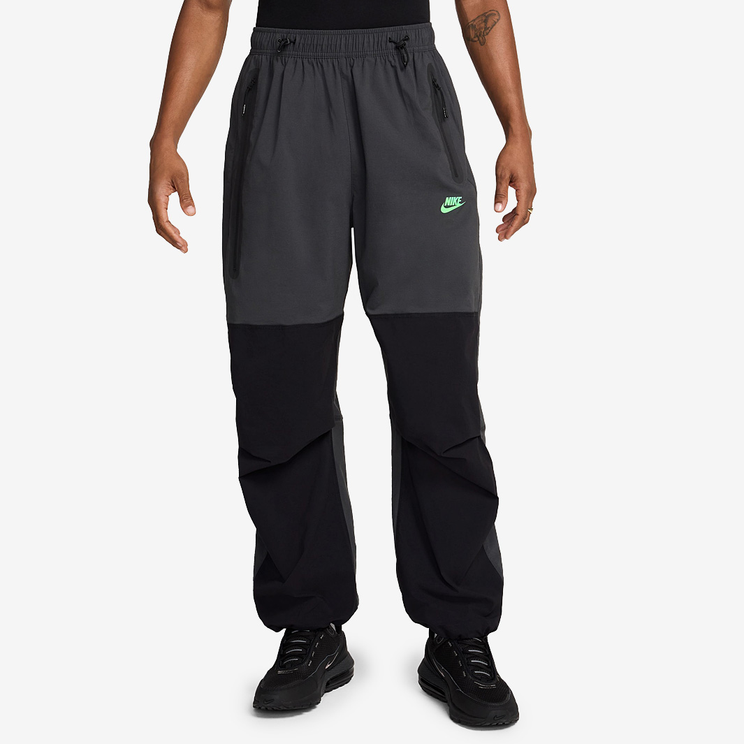 Nike Sportswear Tech Woven Open Hem Pants Black