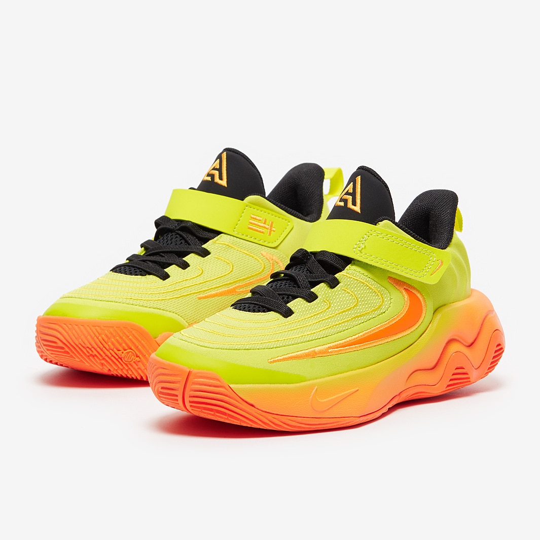 size 4 nike basketball shoes