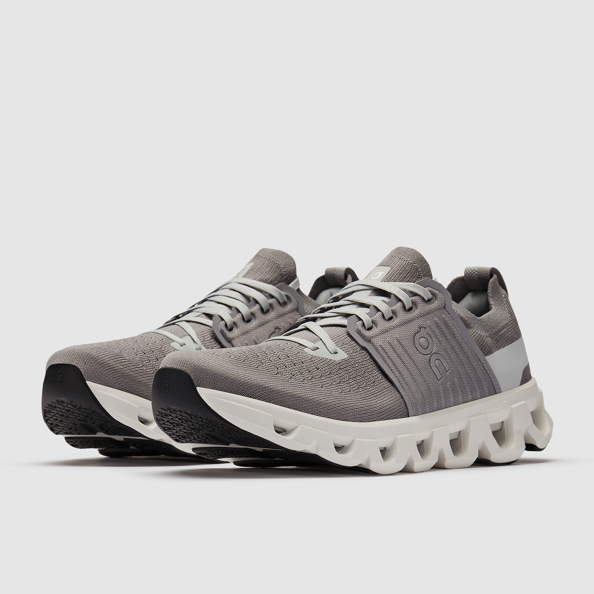 On Cloudswift 4 Alloy Glacier Grey