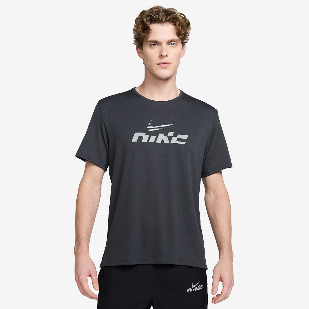 Nike Dri Fit Uv Miler Flash T Shirt Grey