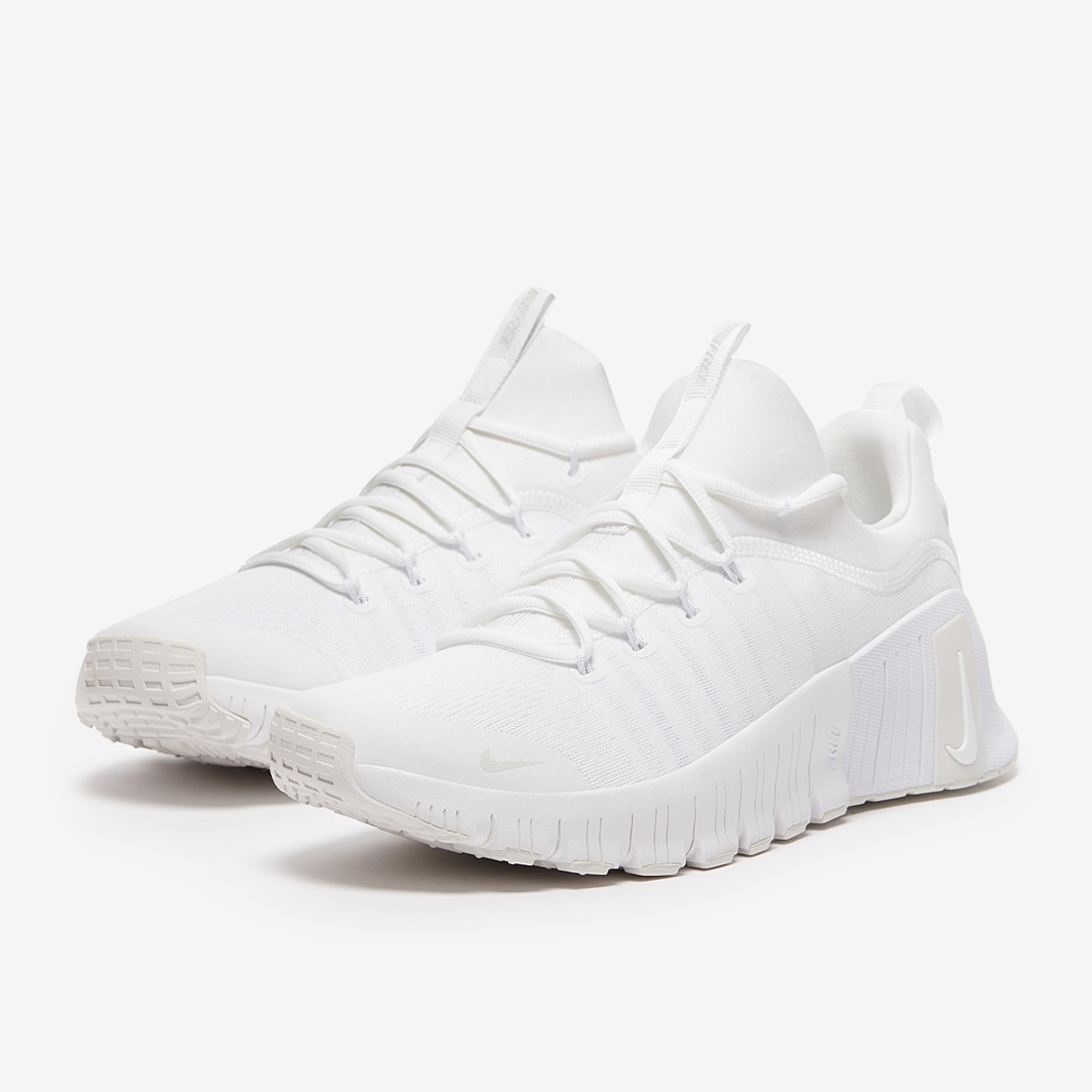 nike metcon finishline