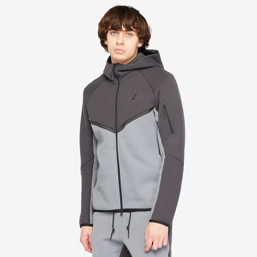 gray nike full zip hoodie