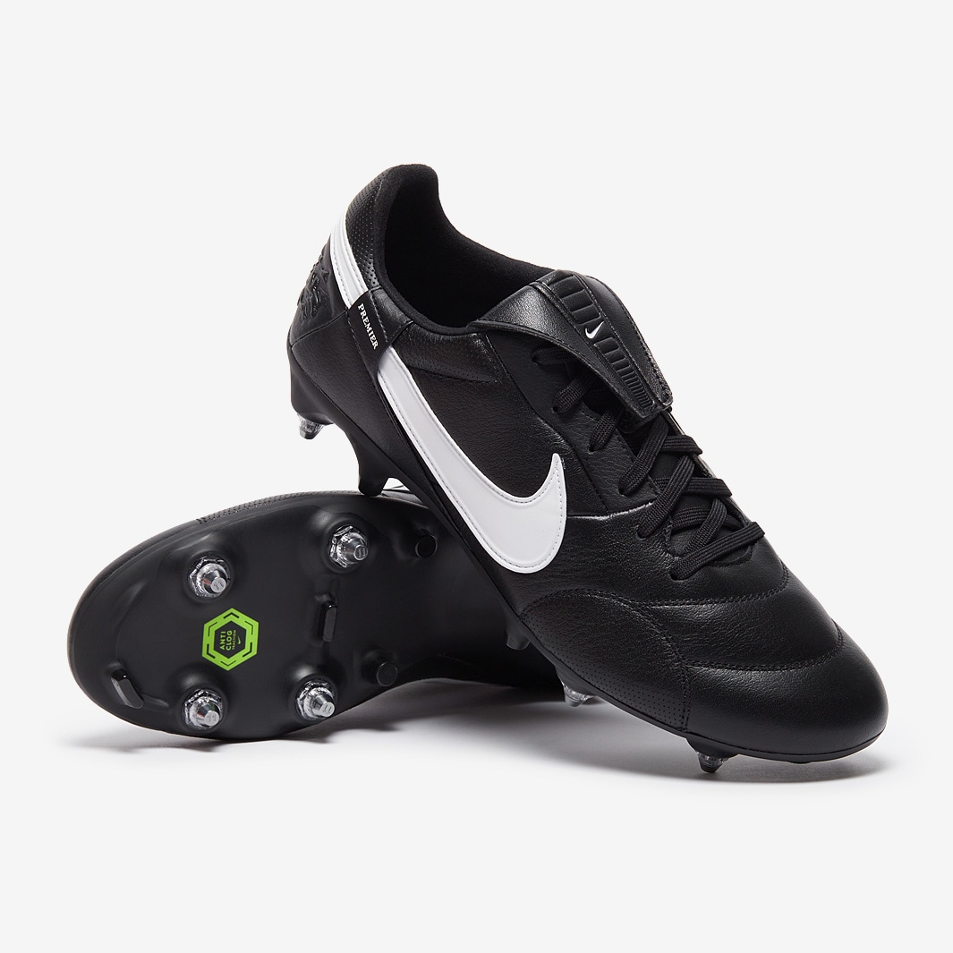 metal stud football boots nike