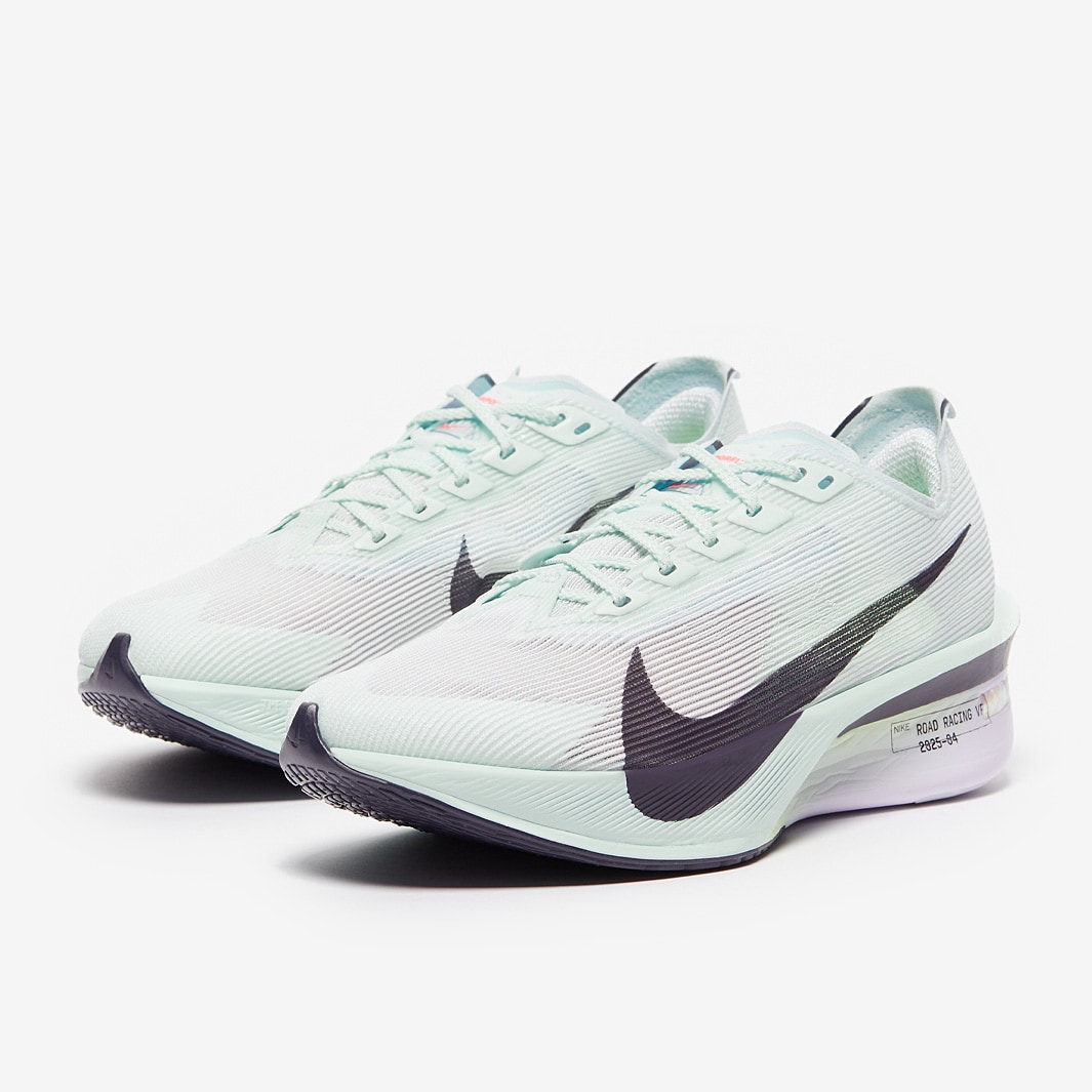zoomx vaporfly next sizing