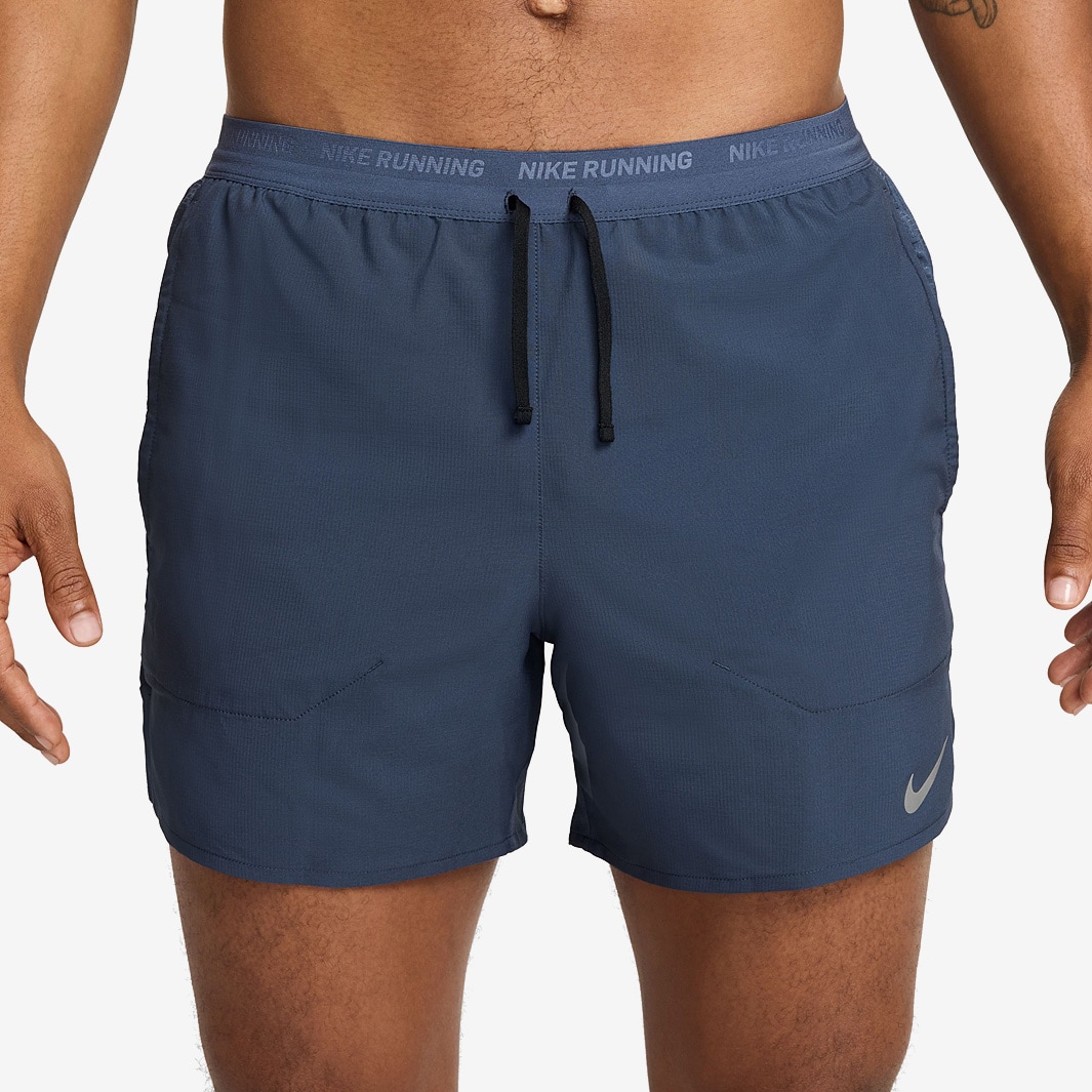nike running shorts with zipper pocket