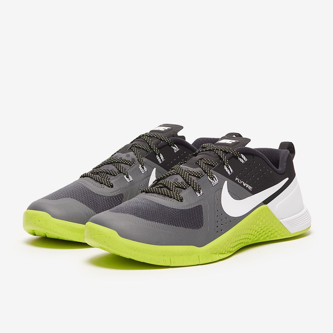 nike metcon 7.5