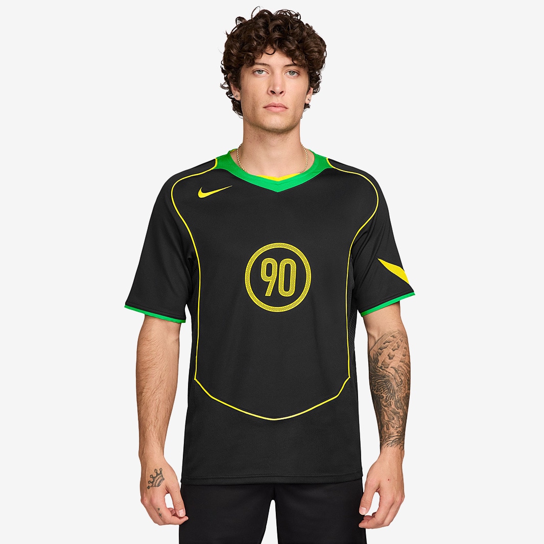 black and green nike shirt