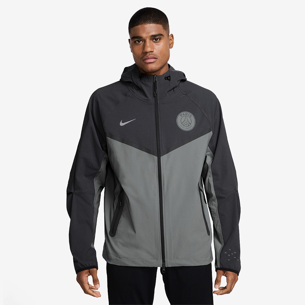 paris saint germain nike windrunner