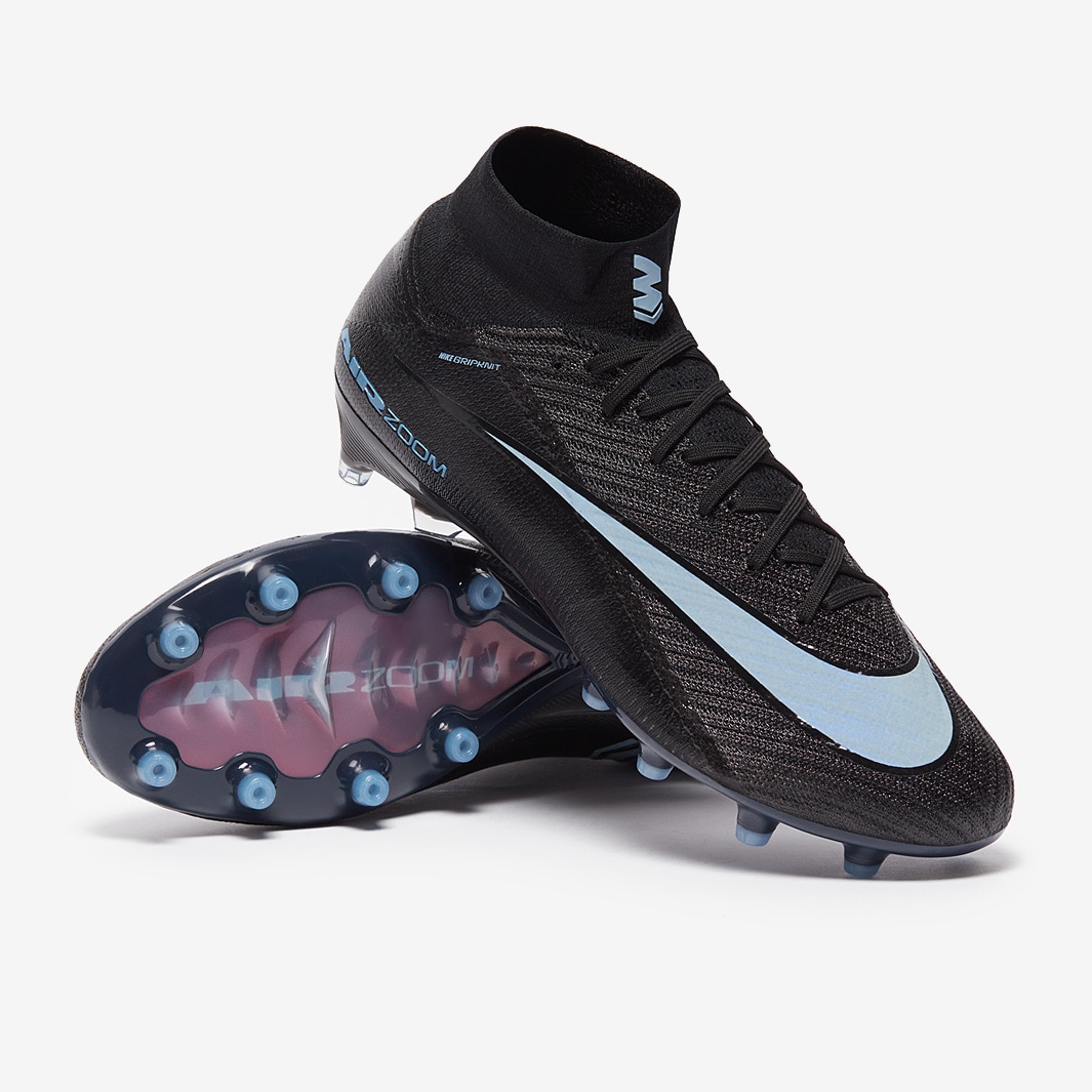 full black nike boots