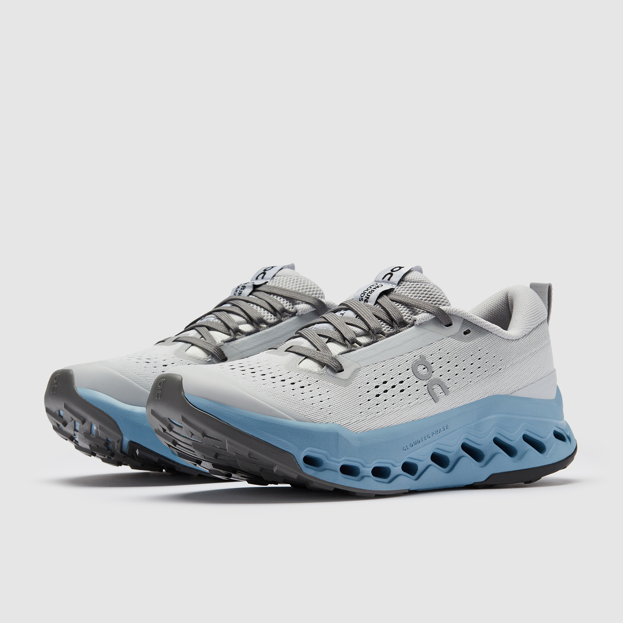 On Womens Cloudsurfer Trail 2 White