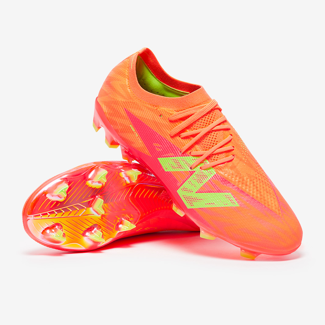 Crampons Foot Umbro Club 2.0 – Orange Et Gris – Taille 4 – Occasion
