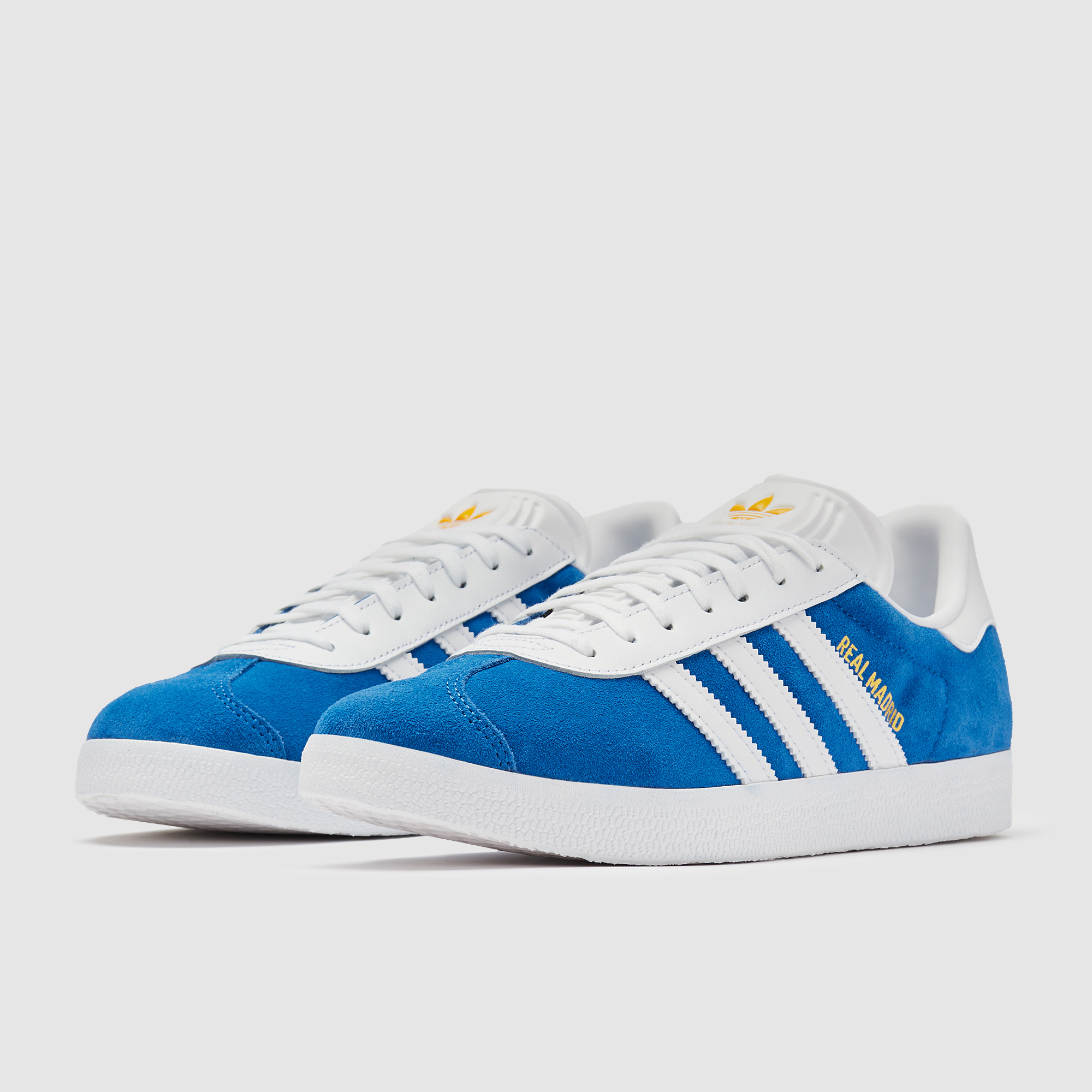 adidas gazelle silver green womens Gucci X ADIDAS GG Supreme Monogram Mens Gazelle Sneakers 8.5 Beige Ebony  Off White New Shamarock 1816917 – FASHIONPHILE main image 0