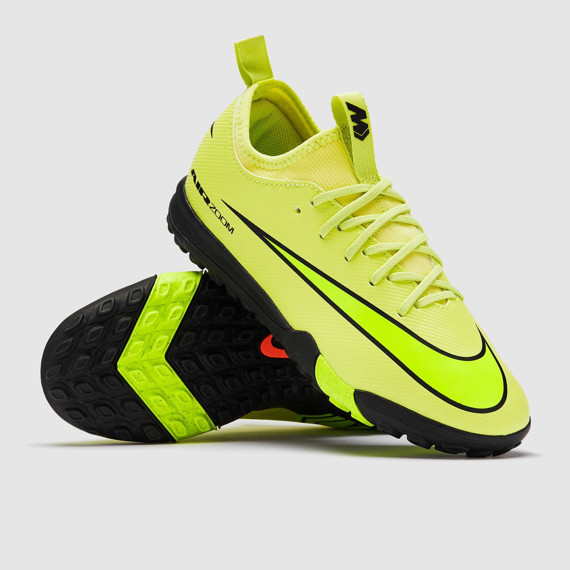 nike astro trainers junior