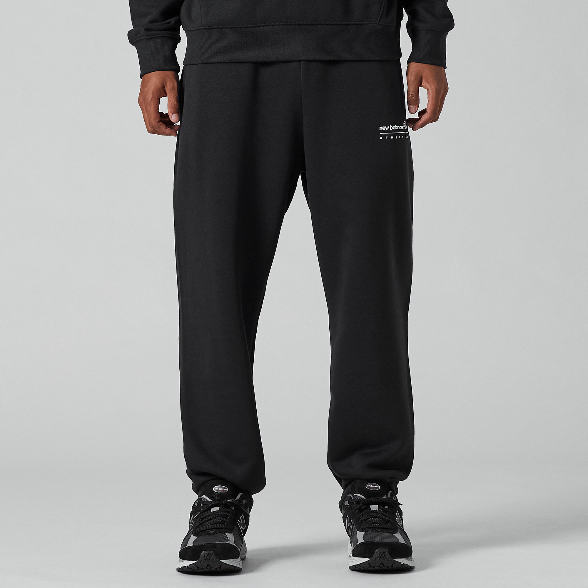 New Balance Linear Graphic Fleece Joggers Black
