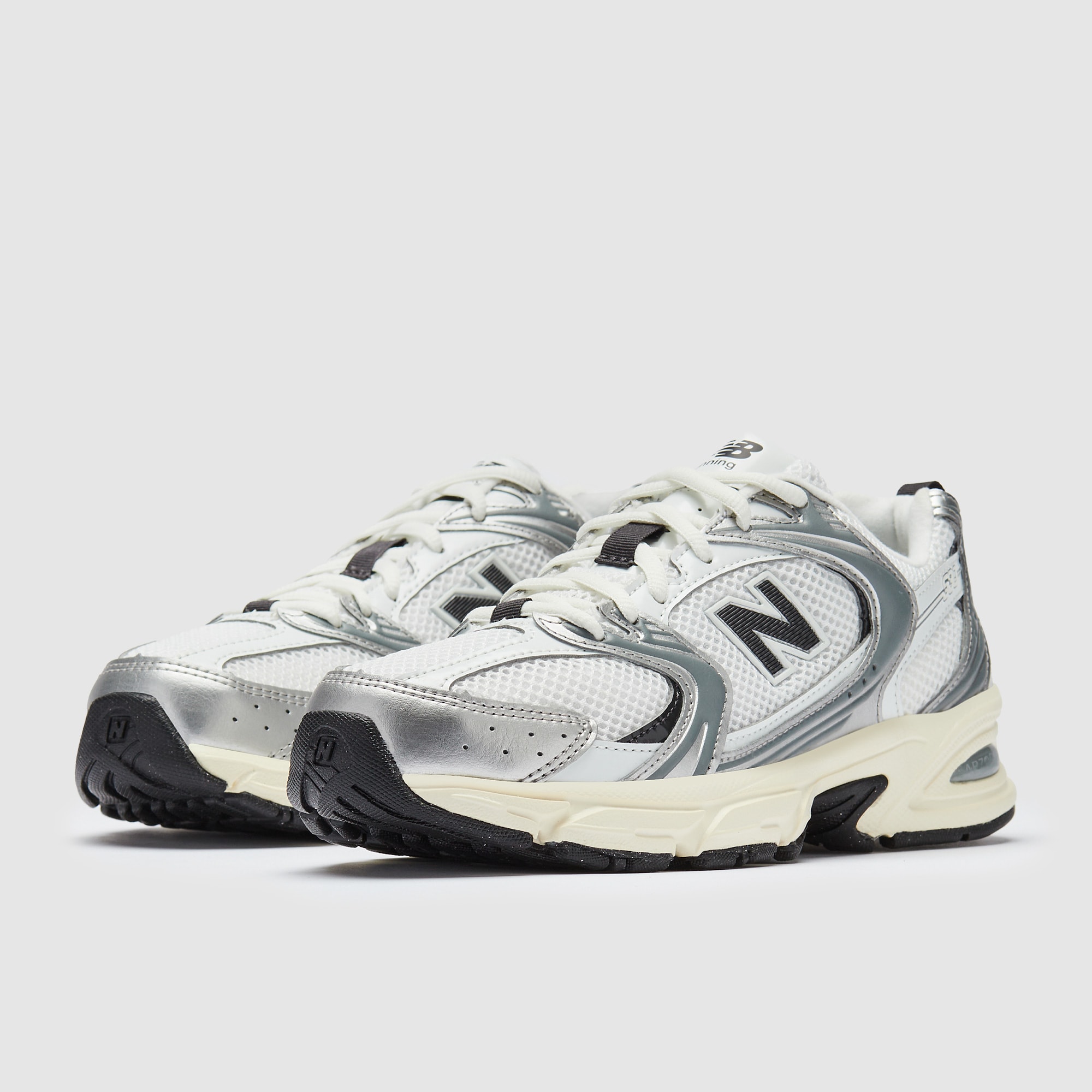 new balance wmns 530