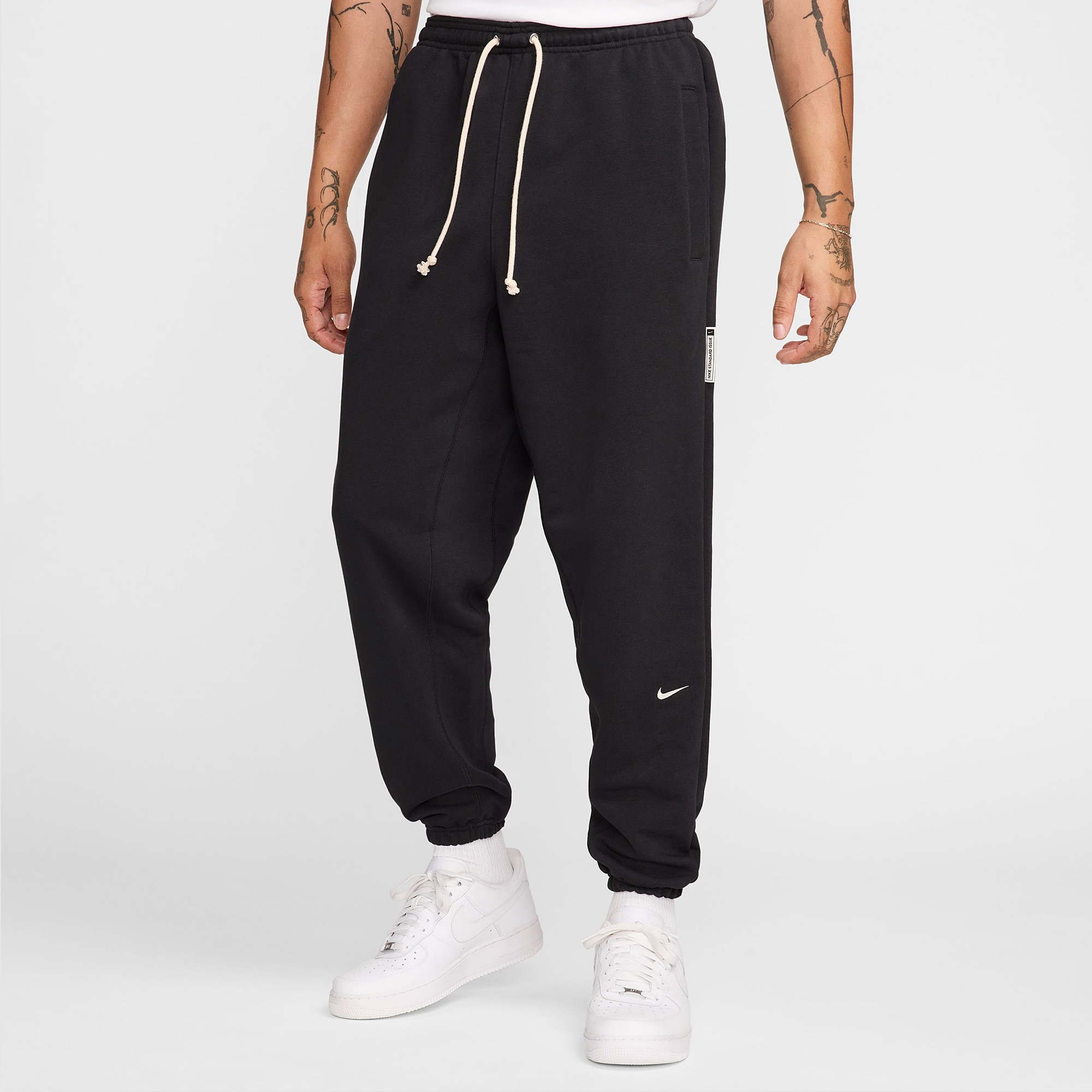 white nike basketball pants
