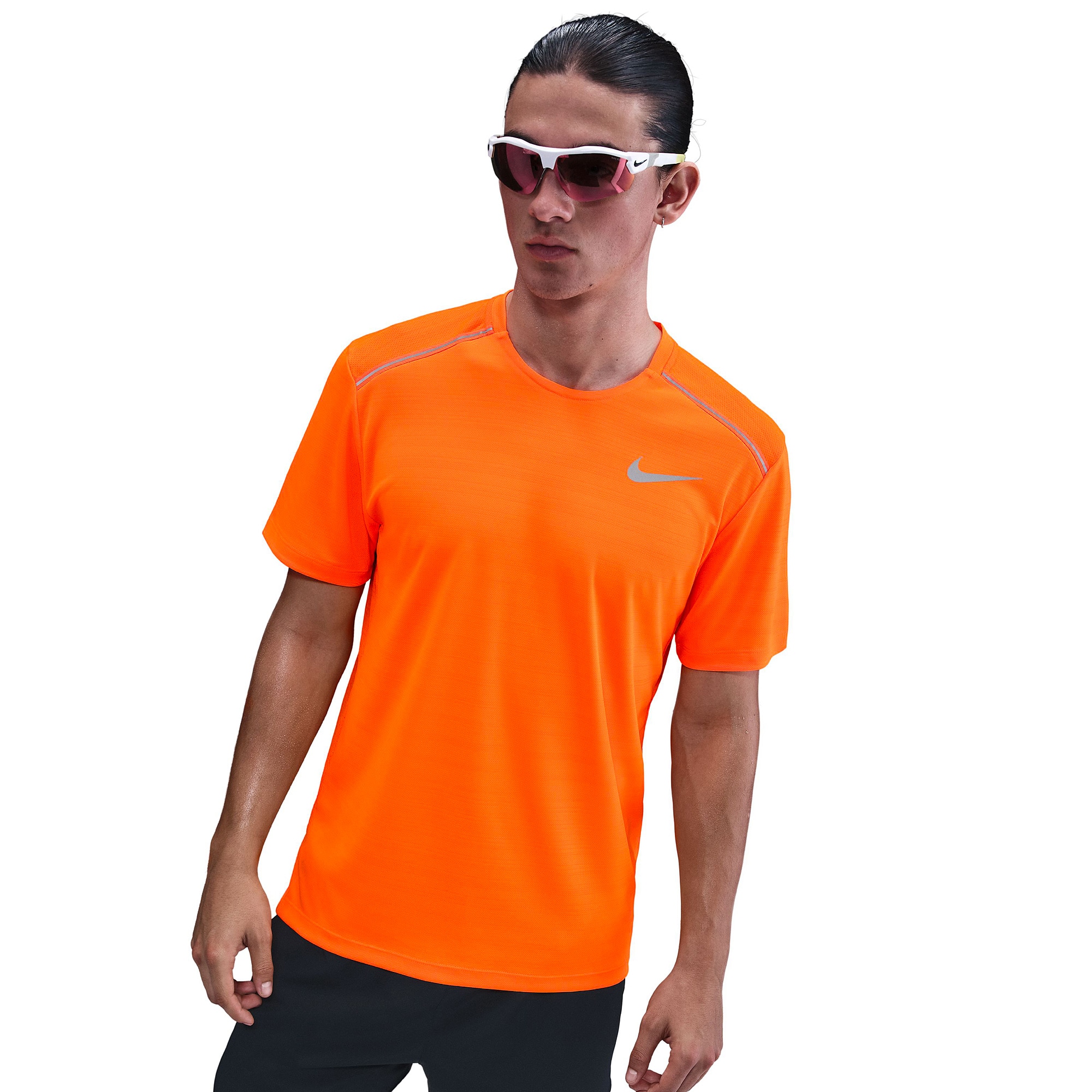 nike running top orange