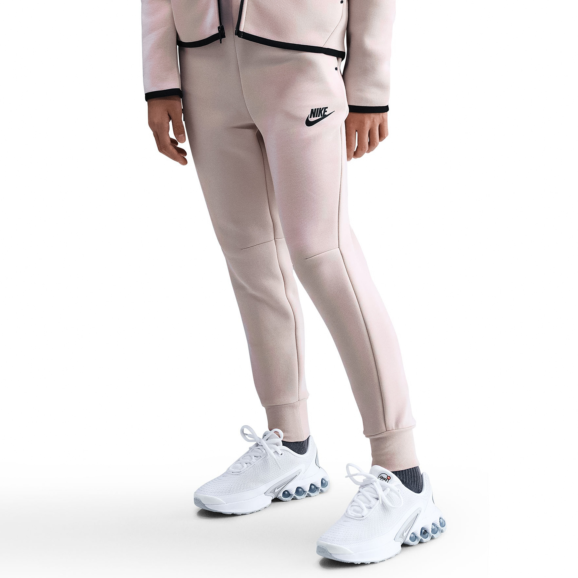 Nike Sportswear Older Kids Tech Fleece Joggers 8 15Y Red