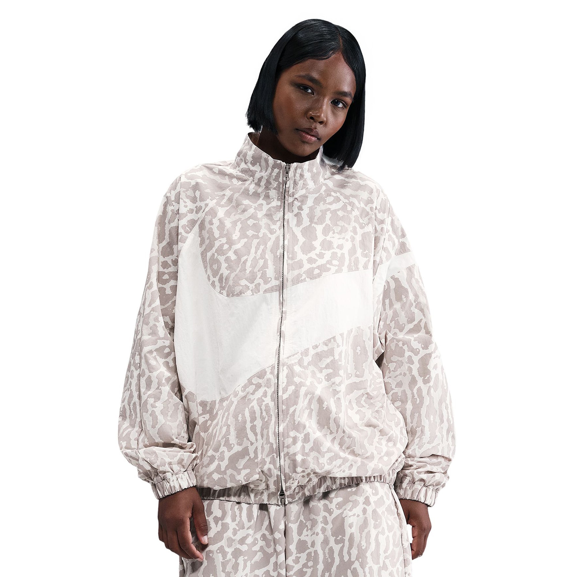 nike sportswear women's woven core jacket