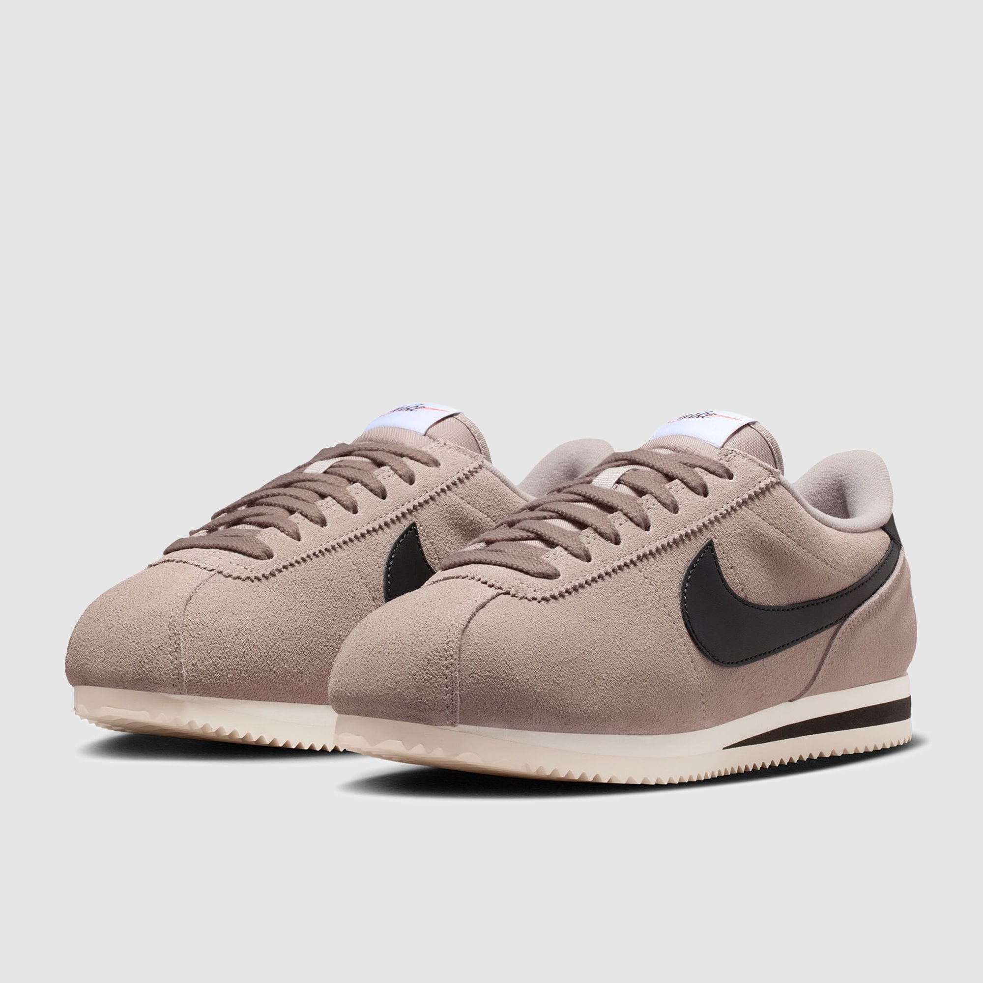 nike cortez tan