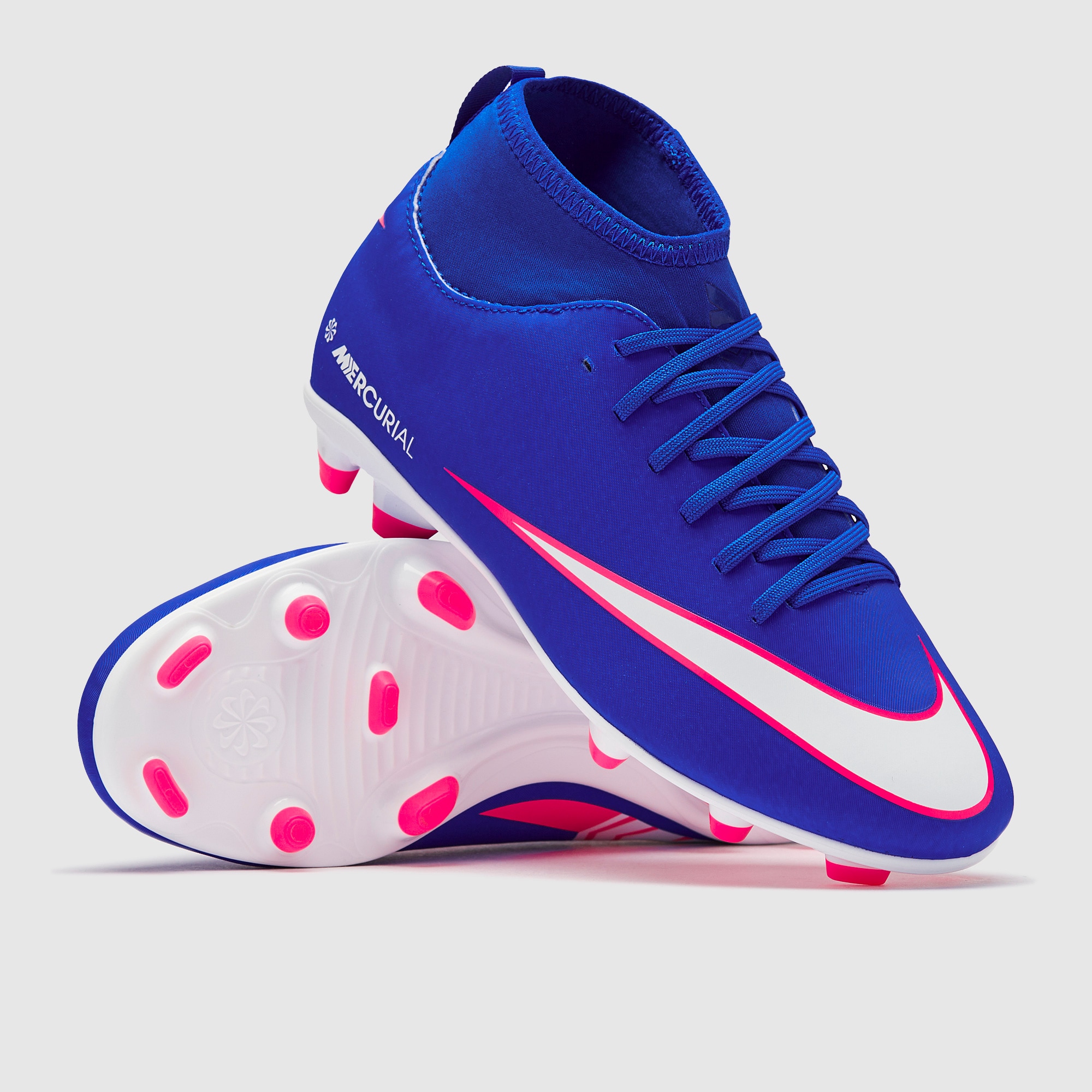 nike football trainers size 7