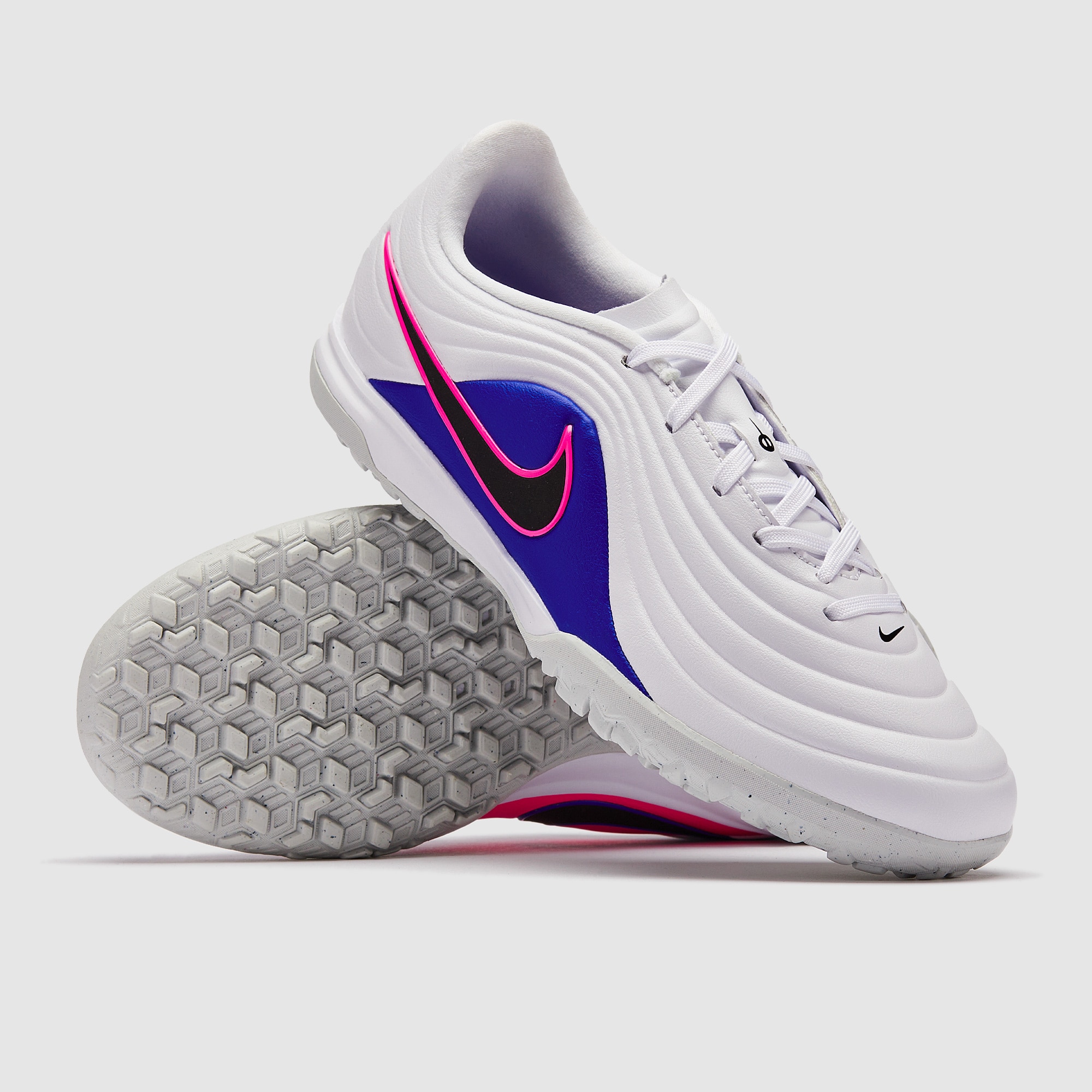 nike velcro football trainers