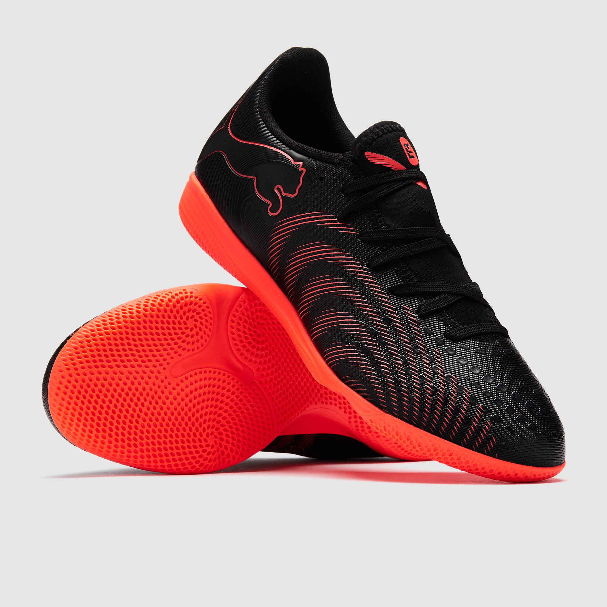 most comfortable indoor soccer shoes