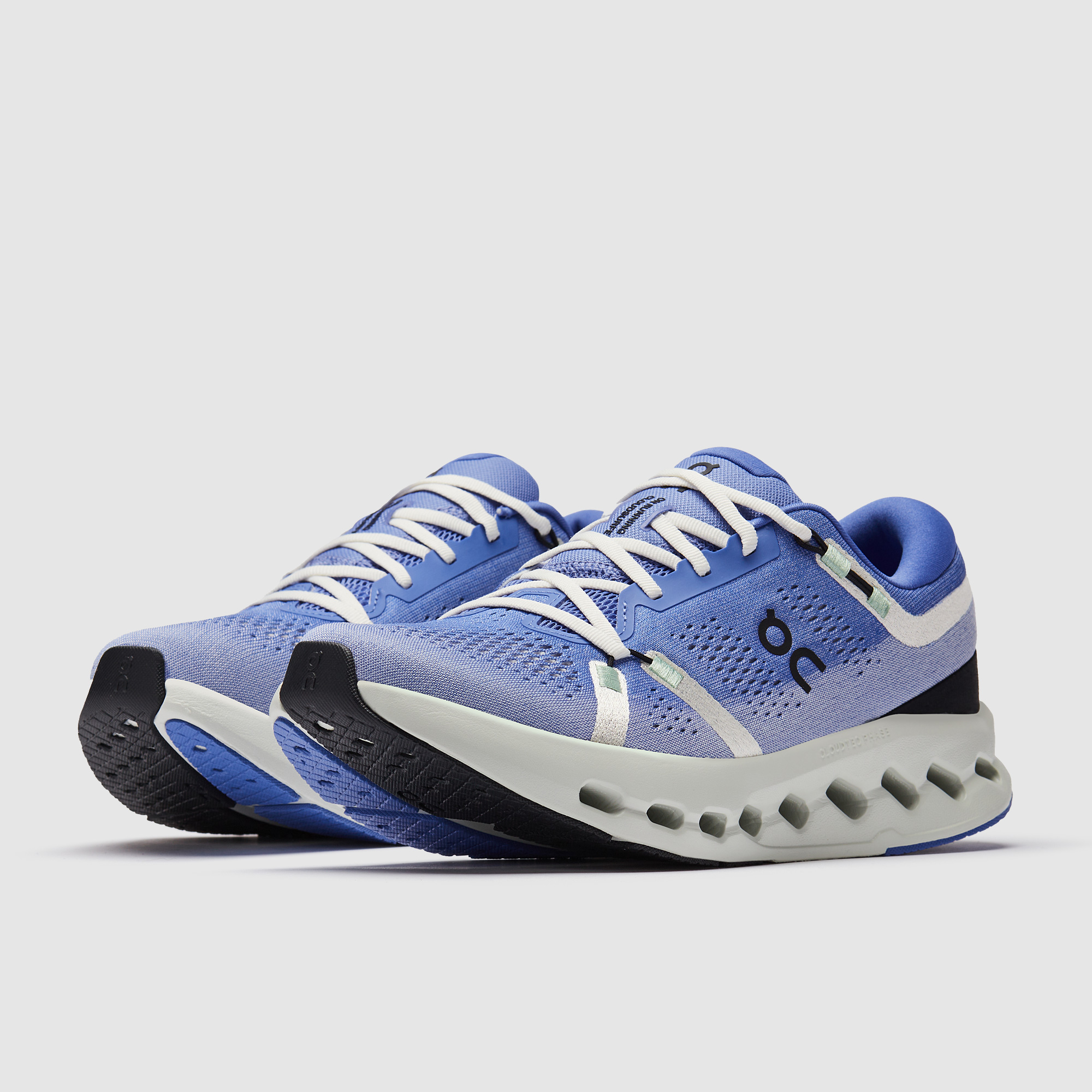On Cloudsurfer 2 Sailor Ivory Blue