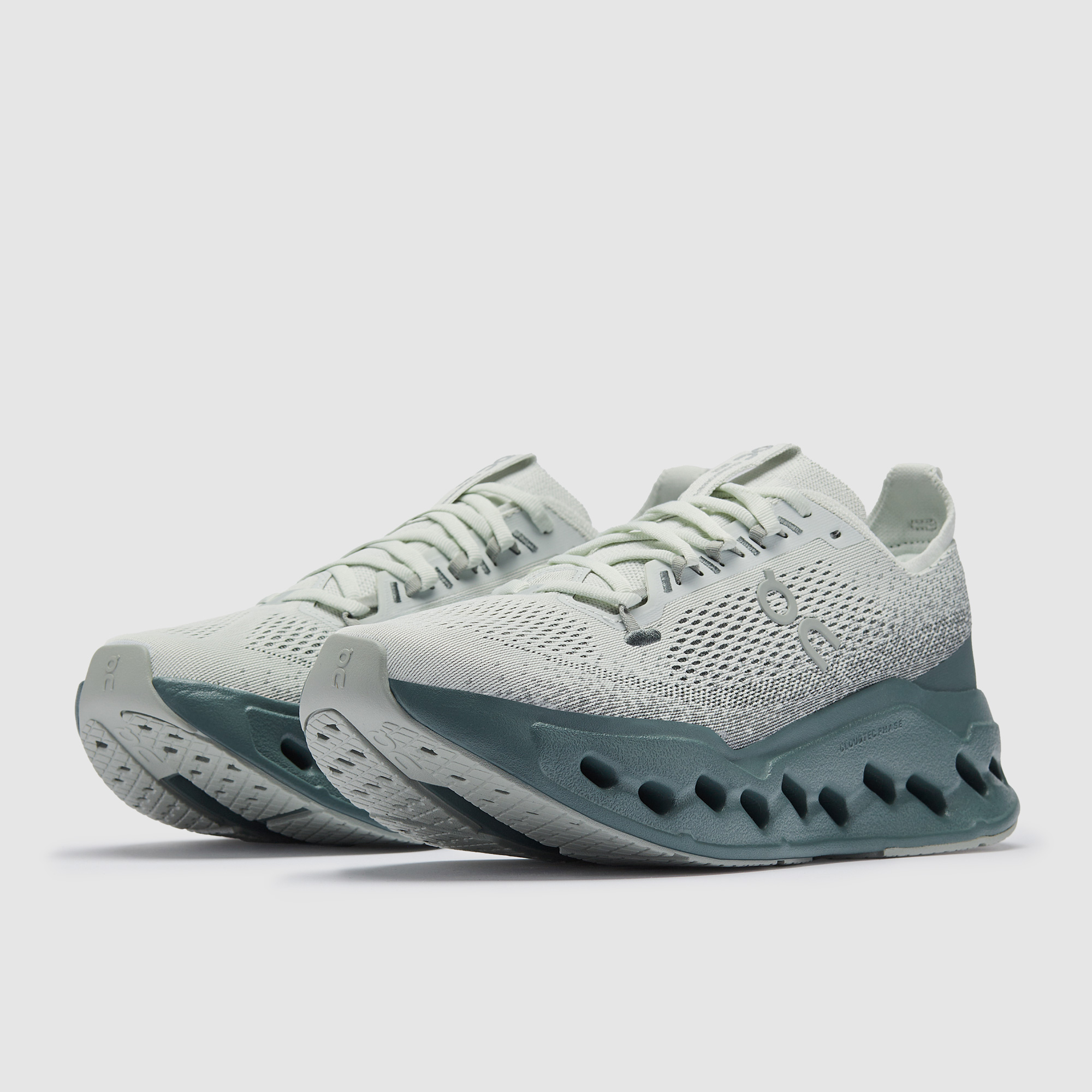 On Cloudsurfer Max Iceberg Olive White