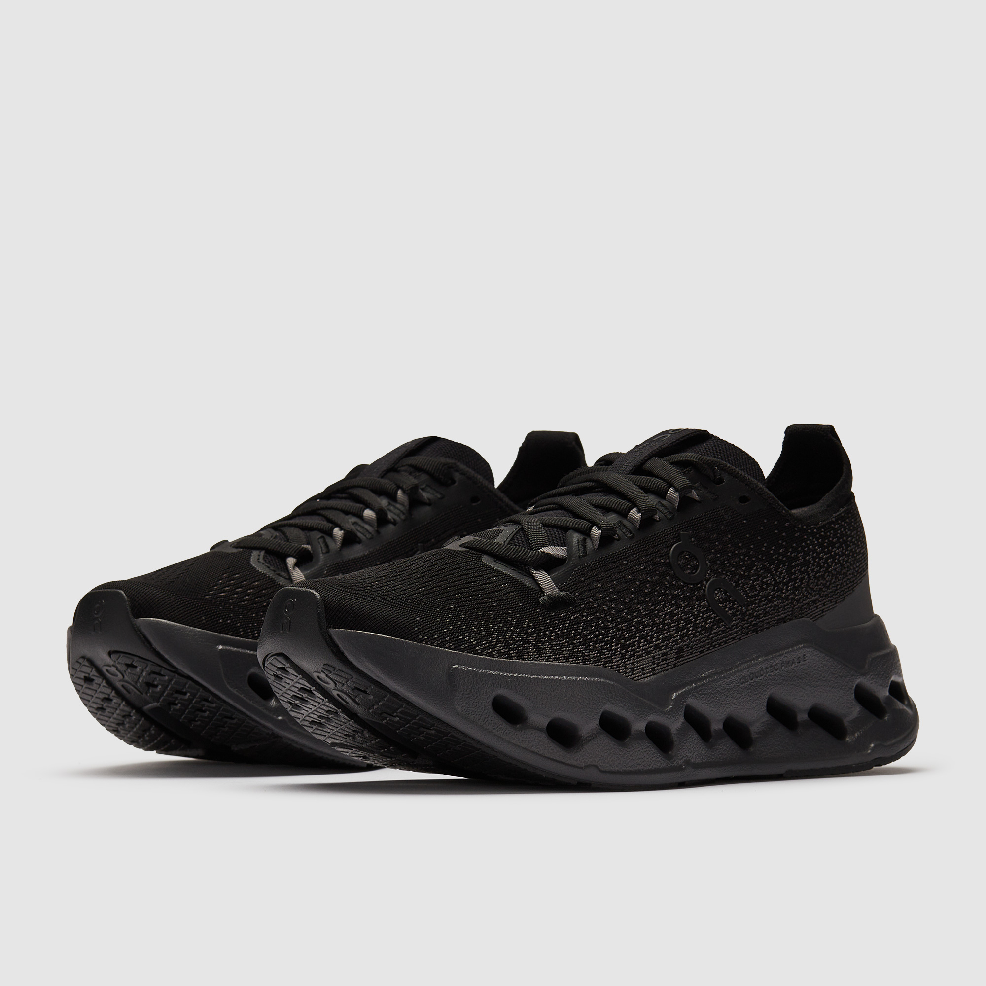 On Womens Cloudsurfer Max Eclipse Black