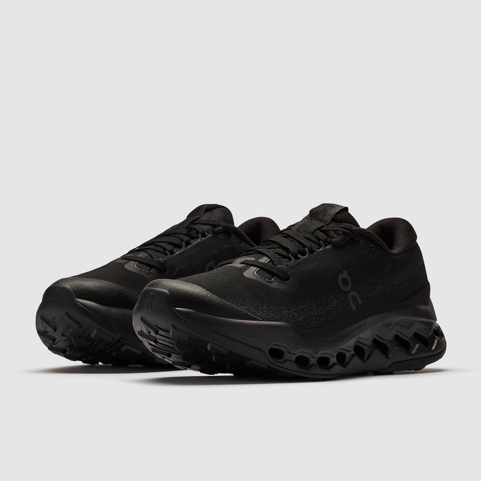 On Womens Cloudsurfer Trail 2 Wp Black