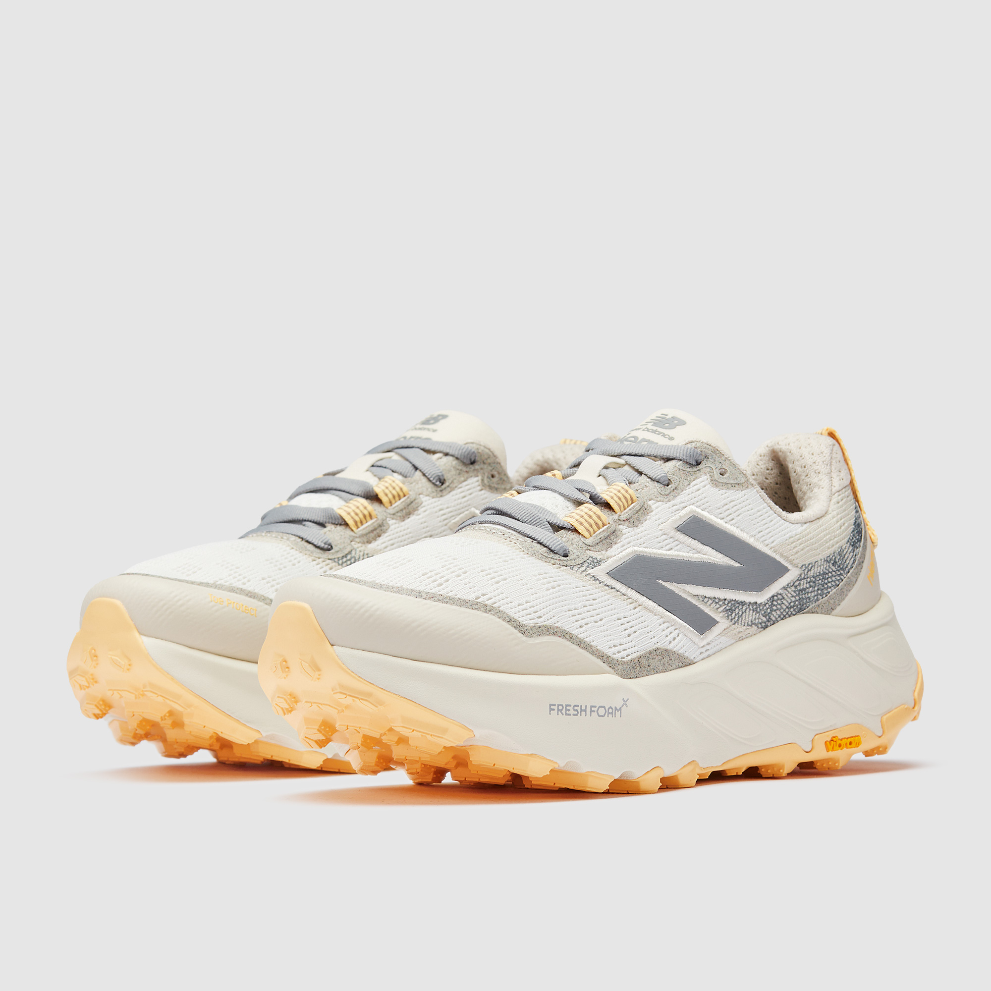 New Balance Womens Hierro V9 Sea Salt White Peach Grey