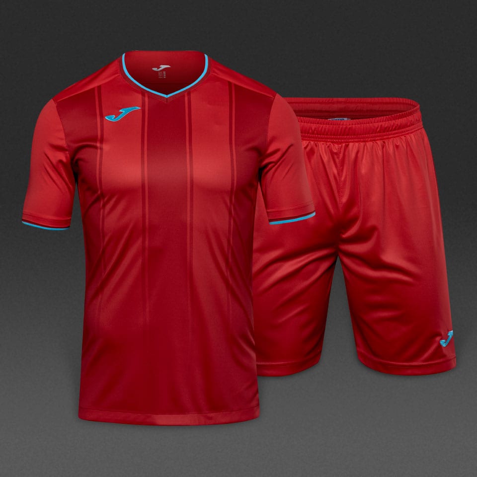 Футбольная форма цвета. Джома футбольная форма красная. Red Joma Kit Shirt. Джома черная футбольная форма. Форма красная Joma.