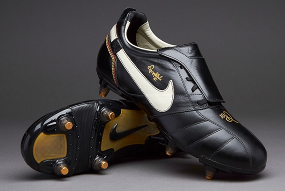 Nike tiempo ronaldinho 10 gold edition. бутсы найк темпо роналдиньо. Ronaldinho r10 nike football. роналдиньо tiempo. бутсы роналдиньо.