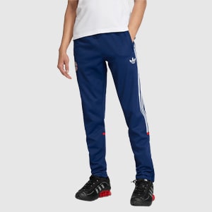 Pantalones adidas Bayern Munich 25/26 Lifestyler | Pro:Direct Soccer
